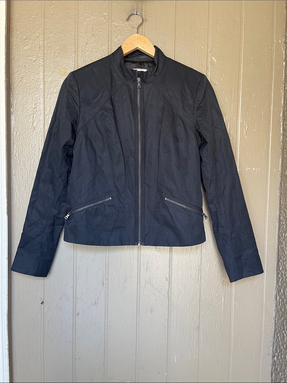 Tahari Zip-up jacket in Black Size M